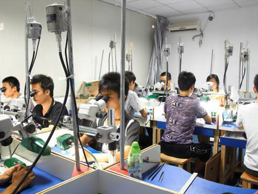 Best Manufacturing Of Earring Jewelry & Sterling Silver Pendant