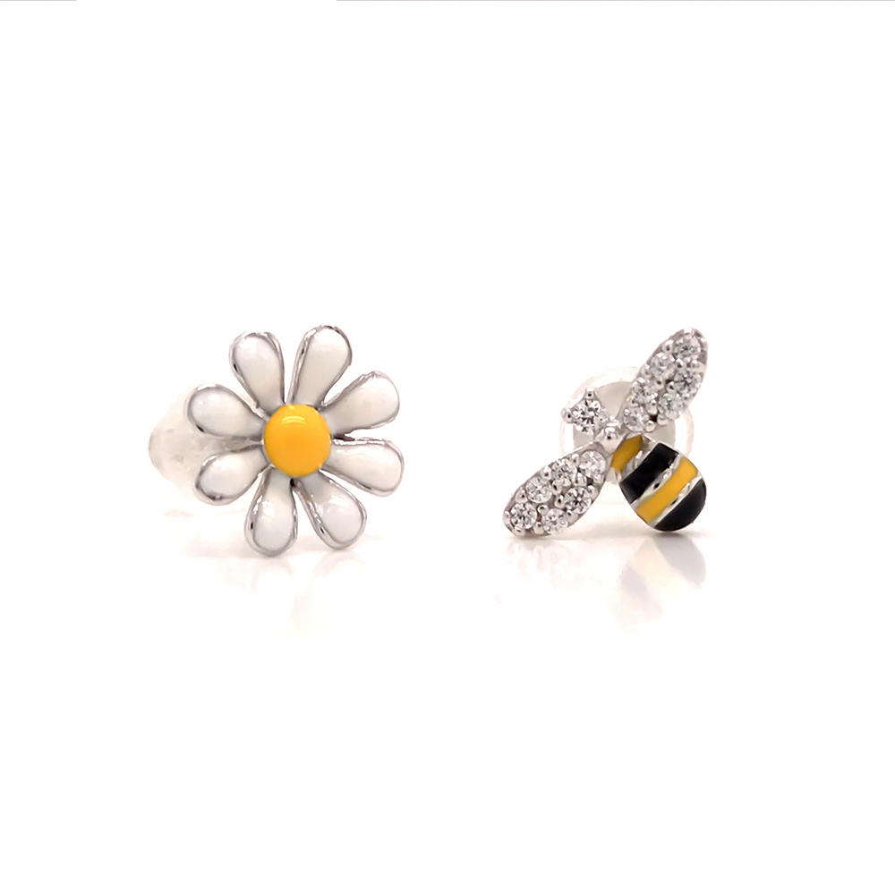 Custom pearl diamond earrings white gold flower Suppliers for exhibition