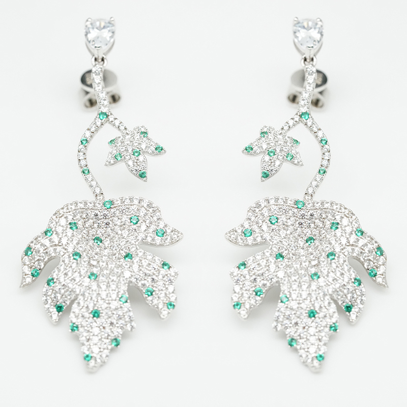 2021 Popular Summer Season 925 Sterling Silver AAA CZ emerald color stone maple leaf earrings for women