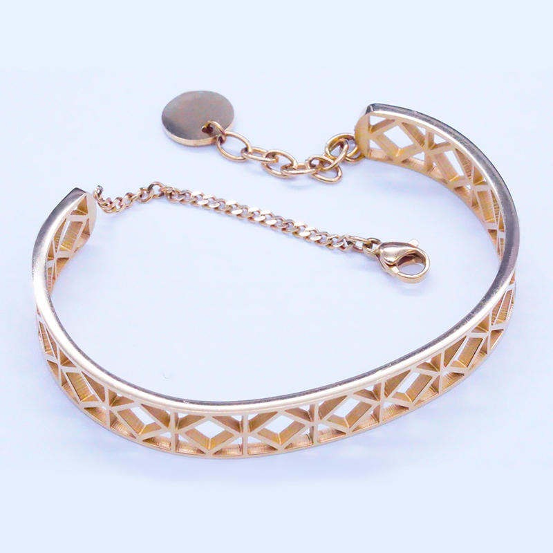 product-Gold-tone stainless steel hollow out plaid bangle design-BEYALY-img-3
