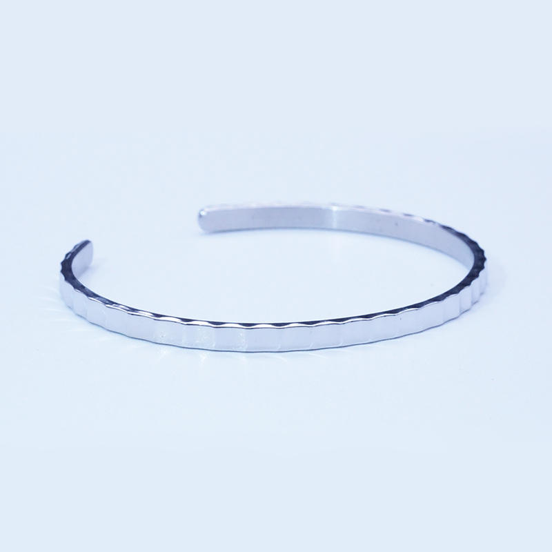 product-Simple design silver water wave texture bangle-BEYALY-img-3