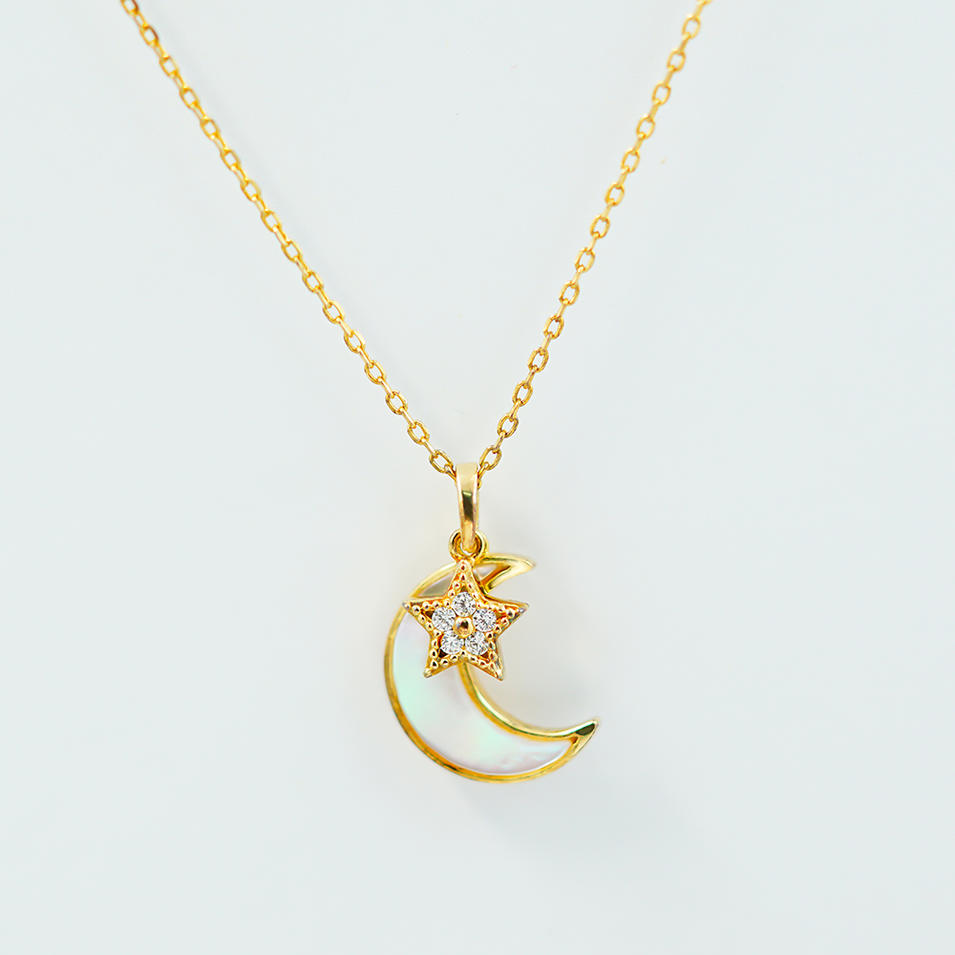 Fashion jewelry necklace 2019 wholesale silver crescent moon pendant necklace