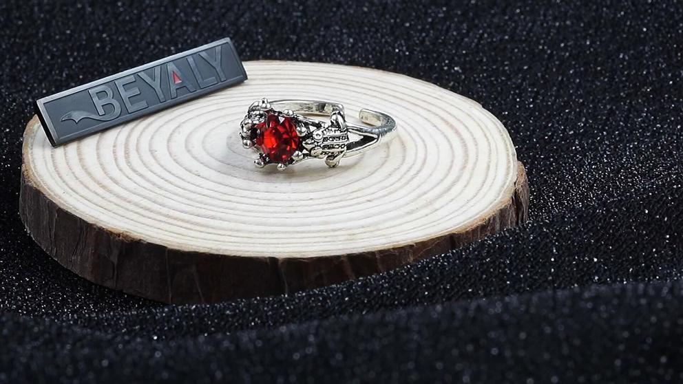 Fantastic Story Design Frog Ring With Ruby Color Zircon Inlay
